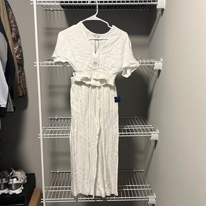 NWT * Habitual Girl White & Silver Two Piece Crop Top & Pant Set Size 7-8